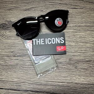 NEW NWT Ray Ban Sunglasses Erika